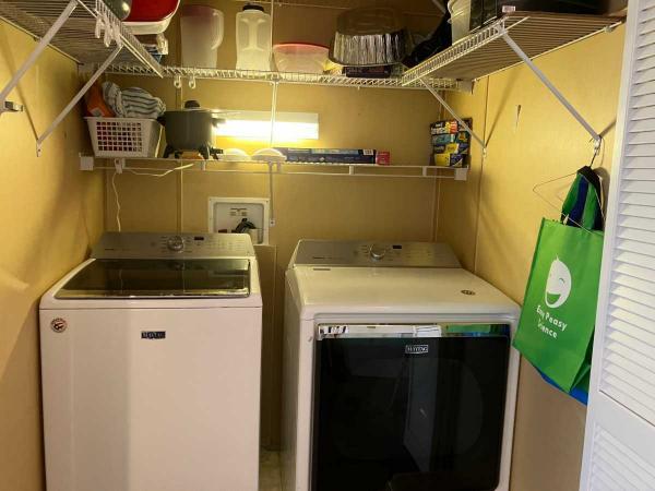 1993 Manufactured Home