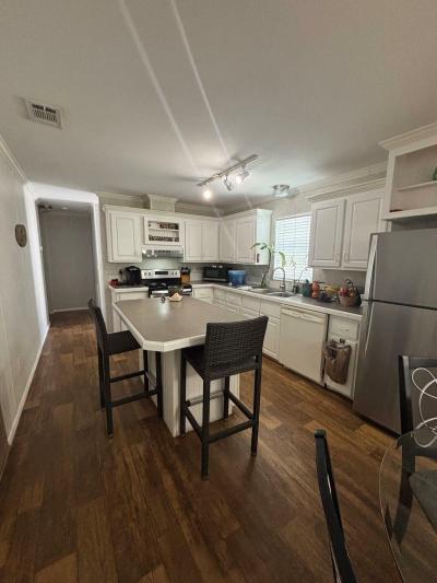 Photo 4 of 16 of home located at 12850 West State Road 84 Davie, FL 33325