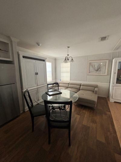 Photo 5 of 14 of home located at 12850 West State Road 84 Davie, FL 33325