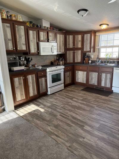 Photo 5 of 21 of home located at 8 Trudy Circle Mechanicsburg, PA 17050