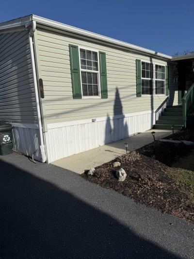 Photo 2 of 21 of home located at 8 Trudy Circle Mechanicsburg, PA 17050