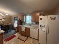 2006 FLEETWOOD BEACON HILL	 Manufactured Home