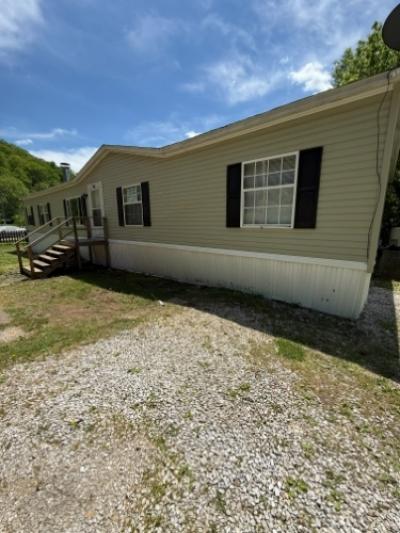 Mobile Home at 14962 Charleston Rd Kenna, WV 25248