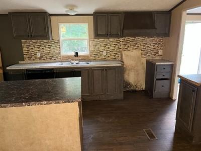 Photo 4 of 9 of home located at 692 Folk Rd Newberry, SC 29108