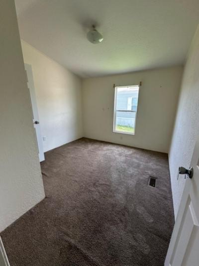 Photo 2 of 14 of home located at 199 Gulf St Angleton, TX 77515
