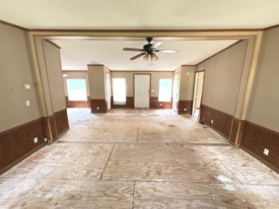 Photo 3 of 14 of home located at 1186 4th St NW Carbon Hill, AL 35549