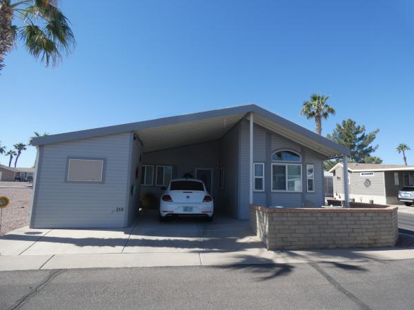 2004  Mobile Home For Sale