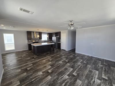 Photo 4 of 14 of home located at 387 Mill Run Avenue Kyle, TX 78640