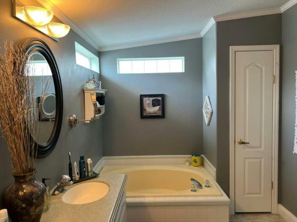 2000 HS Palm Harbor Manufactured Home