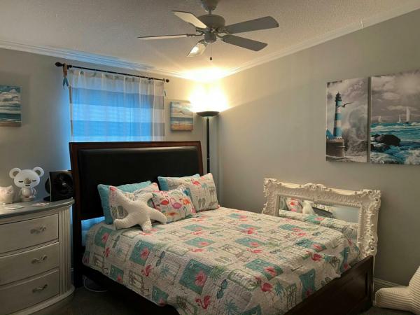 2000 HS Palm Harbor Manufactured Home