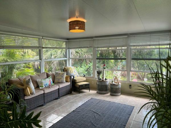 2000 HS Palm Harbor Manufactured Home