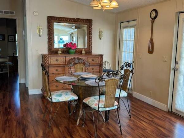 1992 Palm Harbor Manufactured Home