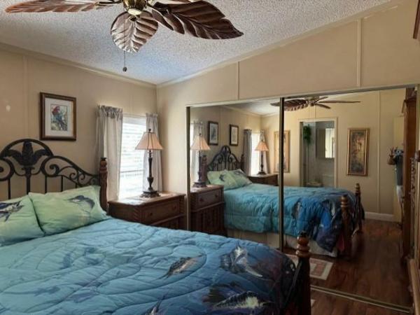 1992 Palm Harbor Manufactured Home