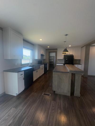 Mobile Home at 7151 Woodlake Pkwy #343 San Antonio, TX 78218
