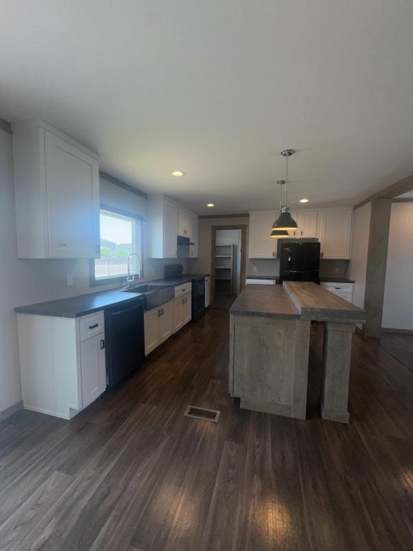 Photo 1 of 2 of home located at 7151 Woodlake Pkwy #343 San Antonio, TX 78218