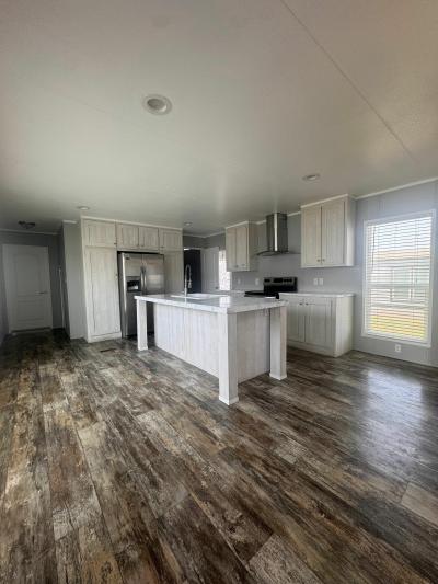 Mobile Home at 7151 Woodlake Pkwy #358 San Antonio, TX 78218