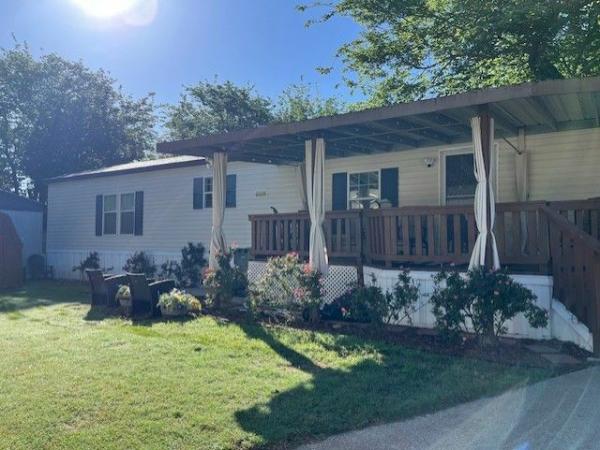 1992 Elliott Mobile Homes Mobile Home For Sale