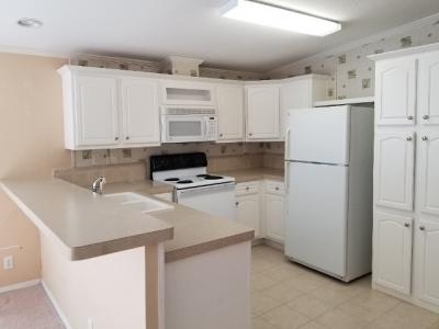 Photo 4 of 17 of home located at 303 Hertiage Blvd Vero Beach, FL 32966