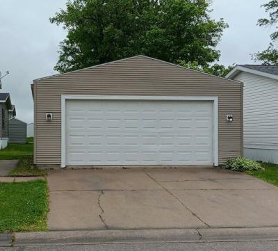 Photo 2 of 3 of home located at 7010 Kensington Drive East Fort Wayne, IN 46818