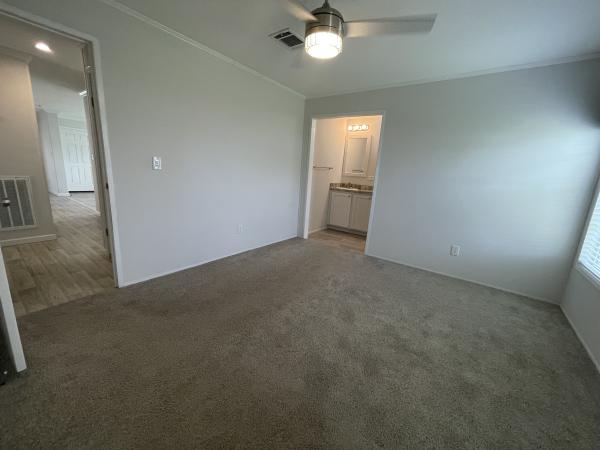 2021 Champion SIG3482C Mobile Home