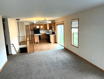 Photo 5 of 15 of home located at 23102 Walnut Dr Chelsea, MI 48118