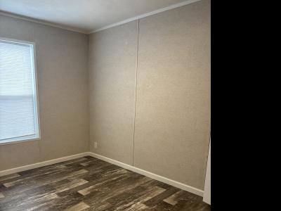 Mobile Home at 5001 South Ave Lot 93 Toledo, OH 43615