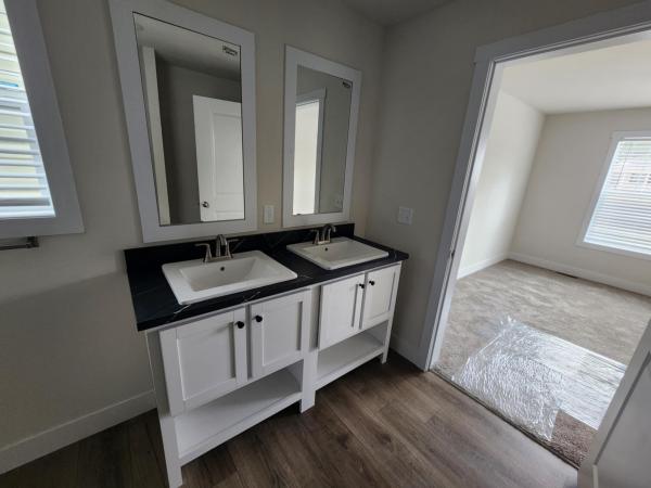 2025 Clayton Stayin Alive Home