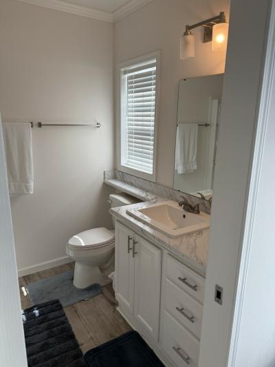 Photo 4 of 12 of home located at 305 Magnolia Hill Dr Plant City, FL 33565