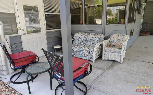 1990 PALM  Home