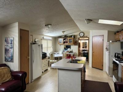 Photo 4 of 12 of home located at 43240 Normandy Ave #605 Sterling Heights, MI 48314