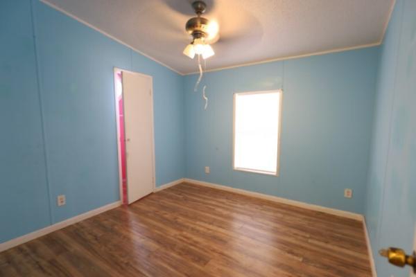 1998 SKYL Manufactured Home
