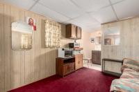 1971 Starlett Celebrity Mobile Home