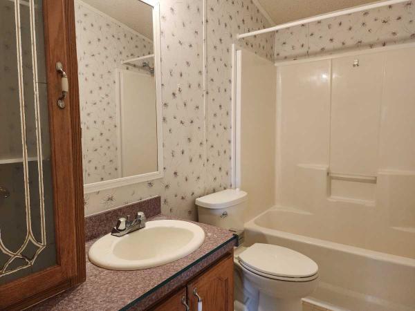 1998 MFHM Manufactured Home