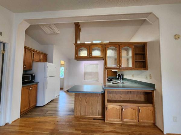 1998 MFHM Manufactured Home