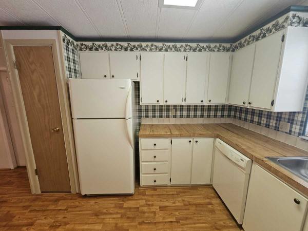 Barrington 0020563112 Mobile Home