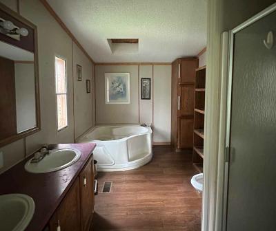 Photo 4 of 6 of home located at 107 Shady Brook Heights Greenwood, IN 46142
