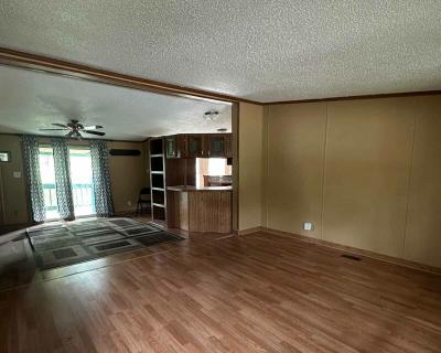 Photo 2 of 6 of home located at 107 Shady Brook Heights Greenwood, IN 46142