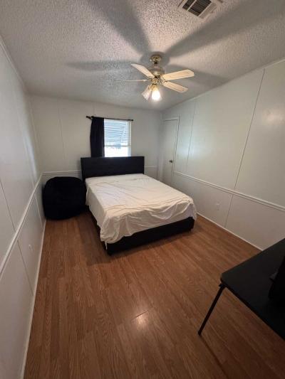 Photo 4 of 8 of home located at 2811 Backiel Dr Orlando, FL 32804