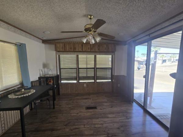 1987 Palm Harbor Manufactured Home