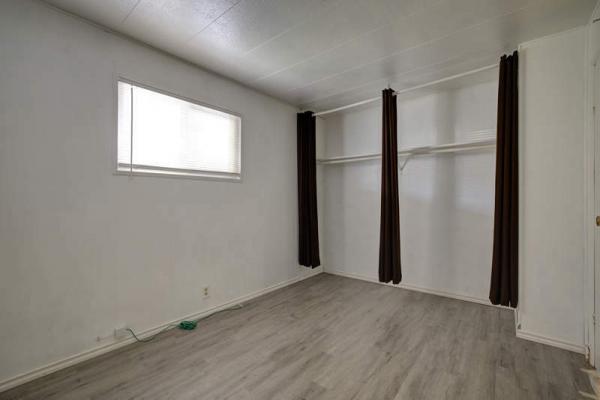 1975 West Manufactured Home