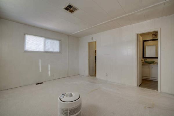 1975 West Manufactured Home
