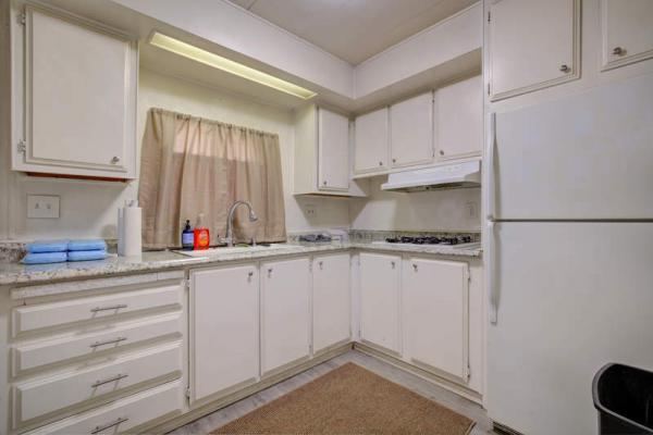 1975 West Manufactured Home