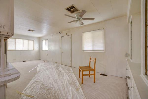 1975 West Manufactured Home