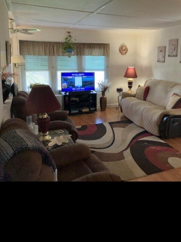 1981 Twin Mobile Home For Sale