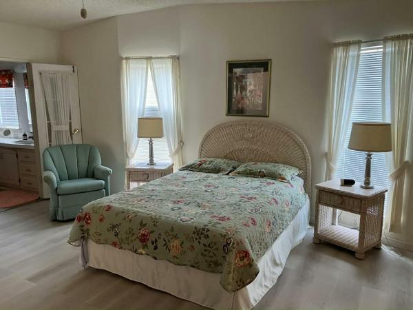 1993 Fleetwood Manufactured Home