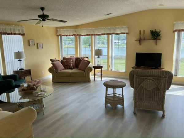 1993 Fleetwood Manufactured Home