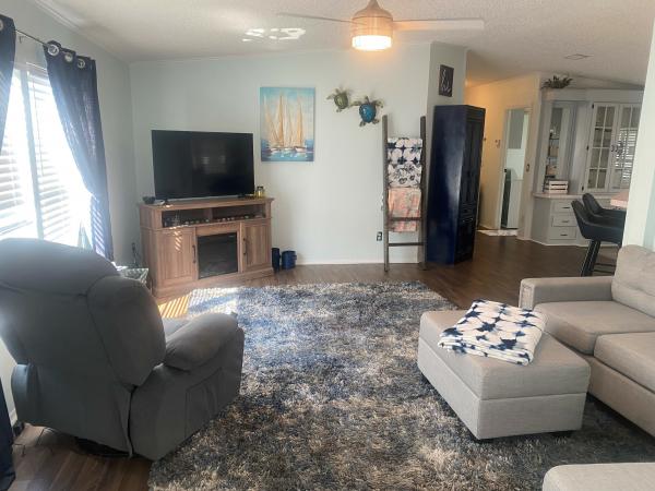1995  Mobile Home For Sale