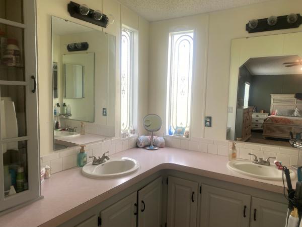 1995  Mobile Home For Sale