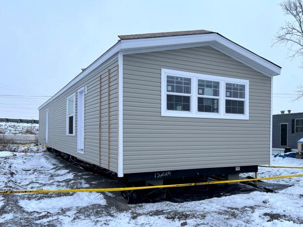 2025 Champion Home Builders, Inc. mobile Home