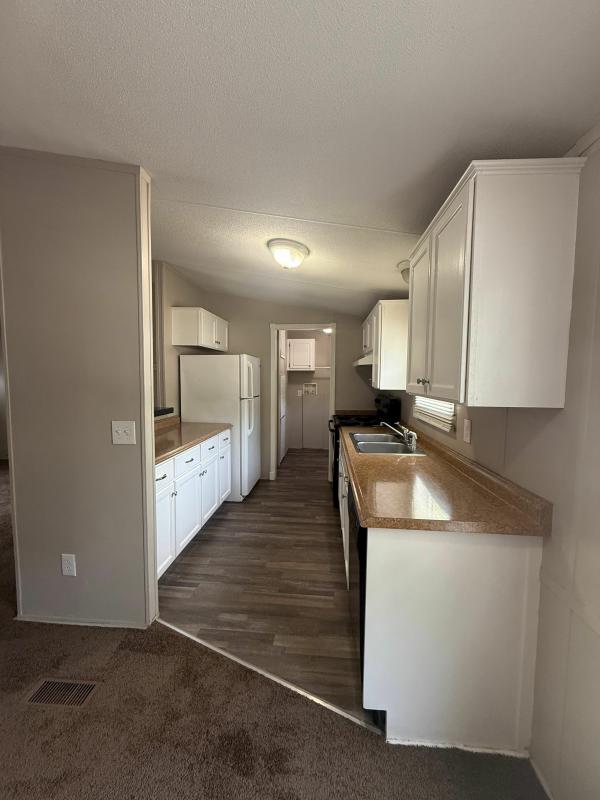 1998 Fleetwood Crownpointe Mobile Home